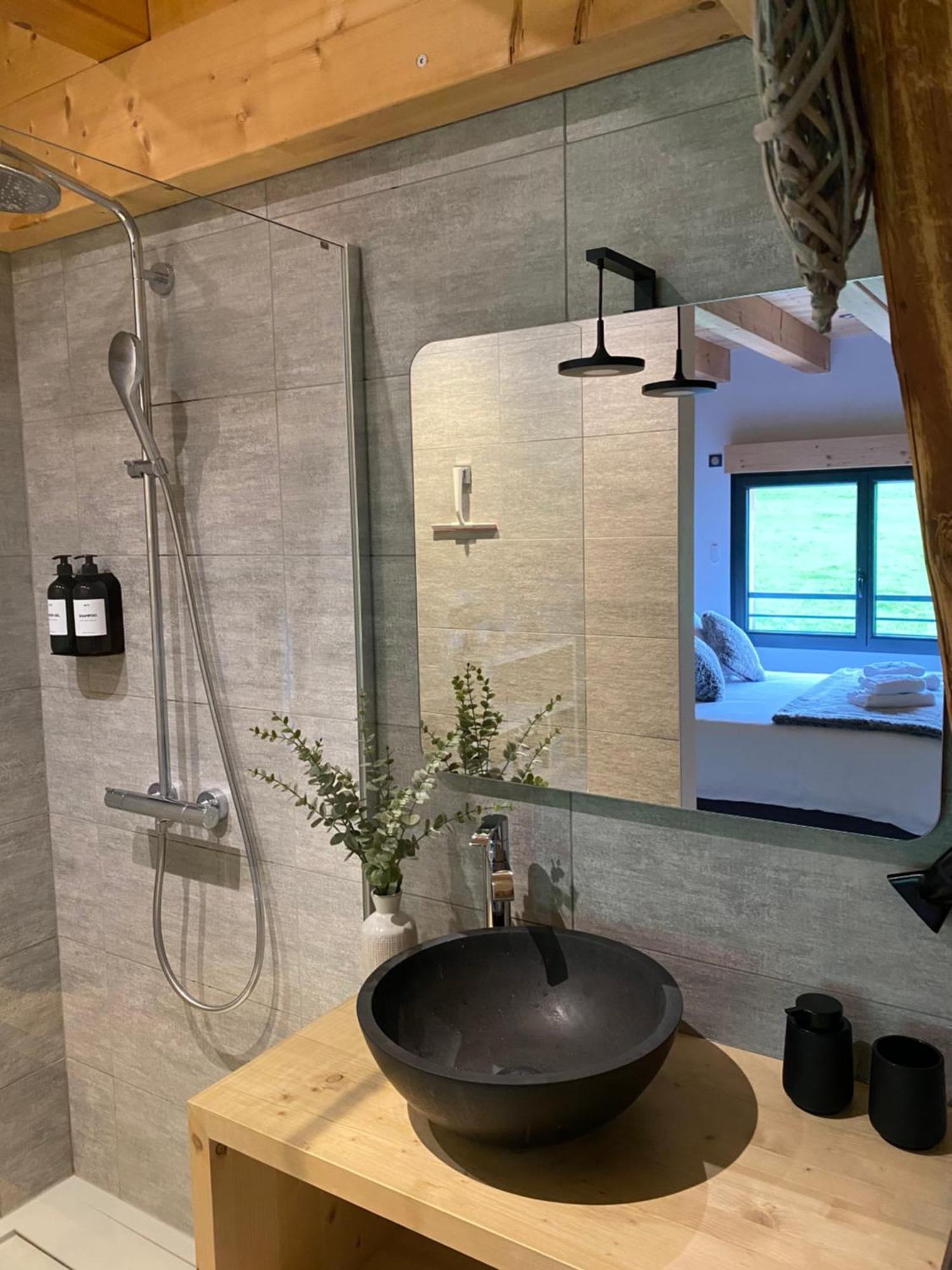 Gite De Charme Avec Jacuzzi #Calme #Cosy Viuz-en-Sallaz Luaran gambar